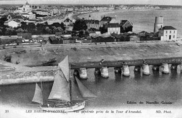 Iconographie - Vue générale prise de la tour d'Arundel