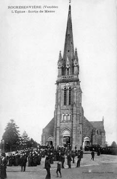 Iconographie - L'église - Sortie de messe