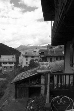 Iconographie - Vue de toits à Peisey