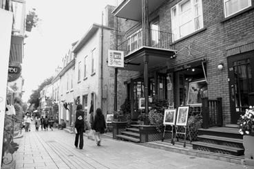 Iconographie - Rue piétonne de la vieille ville