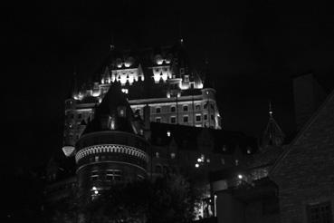 Iconographie - Le château de Frontenac illuminé