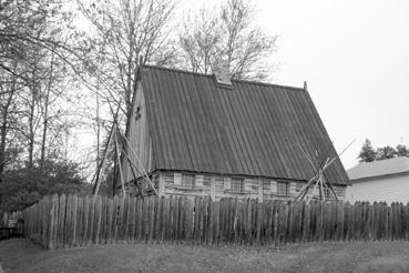 Iconographie - Tadoussac - Maison indienne