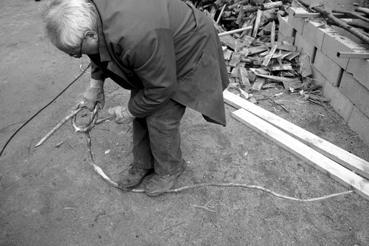 Iconographie - Journée d'activité à la Maison de la Vie rurale - Fabrication d'un embiet