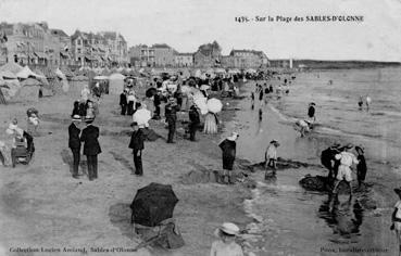 Iconographie - Sur la plage des Sables-d'Olonne