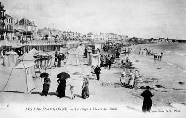 Iconographie - La plage à l'heure du bain