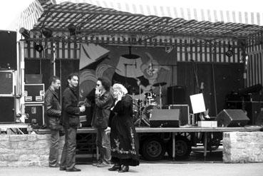 Iconographie - Groupe folklorique à Port-Navalo lors de la Fête du Golfe