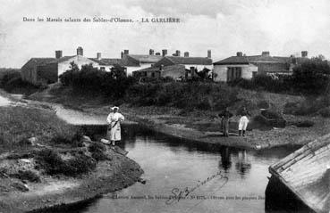 Iconographie - Dans les marais salants des Sables d'Olonne - La Garlière