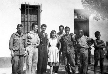 Iconographie - Algérie - Soldats au repos