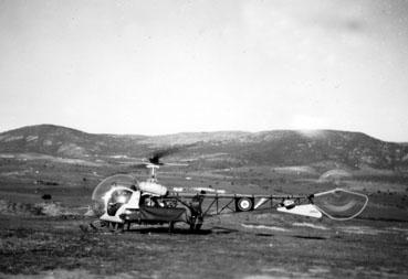 Iconographie - Algérie - Hélicoptère au sol