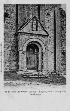 Iconographie - L'église, porte carolingienne - façade ouest