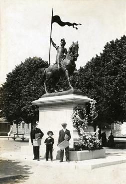 Iconographie - Statue de Jeanne d'Arc