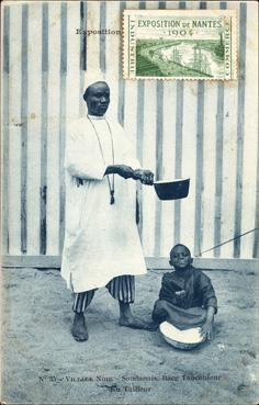 Iconographie - Exposition de Nantes 1904 - Village noir - Soudanais. Race Toucouleur