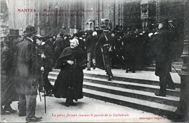 Iconographie - Manifestation du 23 février 1906 à l'occasion des Inventaires