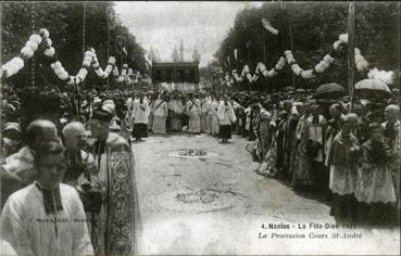 Iconographie - La Fête-Dieu - La procession cours St-André