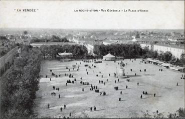 Iconographie - Vue générale - La place d'Armes