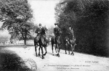 Iconographie - Chasse de Chambord - La Saint-Hubert - Cavaliers et mazones