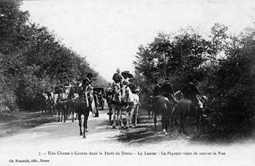 Iconographie - Une chasse à courre dans la forêt de Dreux - Le lancer - Le piqueur