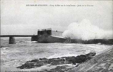 Iconographie - Coup de mer sur le brise-lames - Jetée de la Chaume