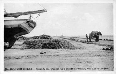 Iconographie - Sortie du Goâ, passage qui, à grande marée basse, relie l'île au continent