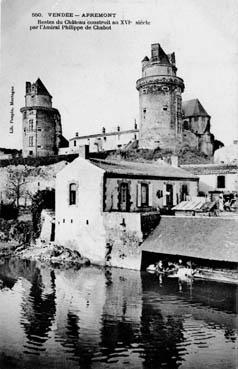 Iconographie - Restes du château construit au XVIe