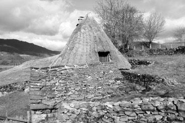 Iconographie - Chaumière dans un village