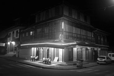 Iconographie - Restaurant près des halles