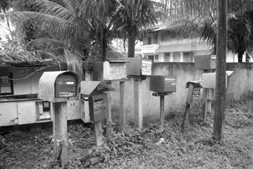 Iconographie - Quartier lacustre des Amérindiens, les boîtes aux lettres