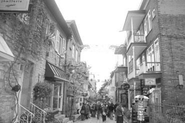 Iconographie - La plus vieille rue de l'Amérique du Nord, dans le Vieux Québec