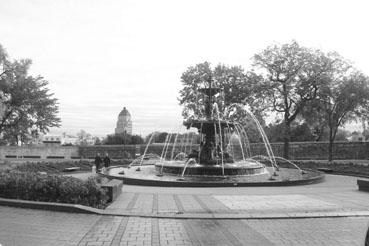 Iconographie - Fontaine face au parlement