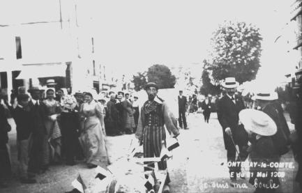 Iconographie - Je suis ma boule - Cavalcade du 31 mai 1909