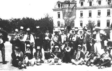 Iconographie - Fanfare du Bourg de la dalle sèche 