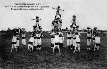 Iconographie - Sté de gymnastique "Vigilante" - Pyramide sans engins (Pupilles)