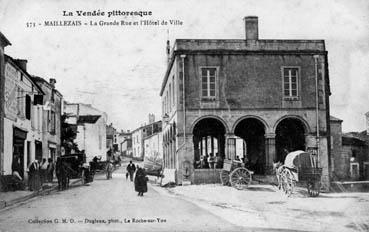 Iconographie - La Grande Rue et l'Hôtel de Ville