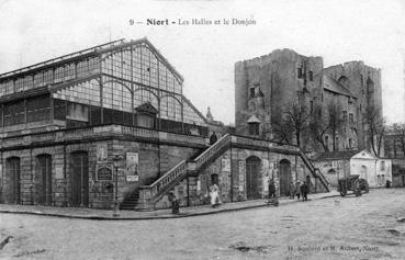 Iconographie - Les halles et le donjon