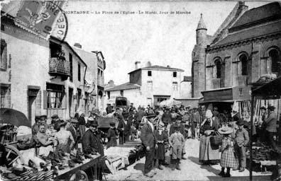 Iconographie - La place de l'église - Le mardi, jour de marché