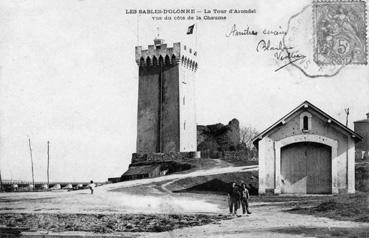 Iconographie - La tour d'Arundel, vue du côté de la Chaume