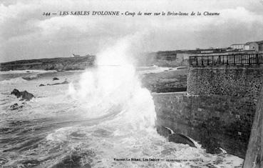 Iconographie - Coup de mer sur le brise-lame de la Chaume