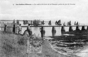 Iconographie - La rade et la jetée de la Chaume, prise du fort Saint-Nicolas