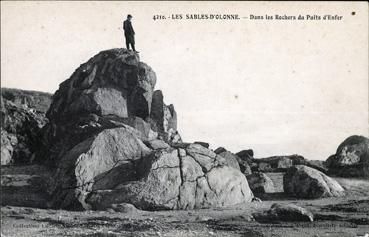 Iconographie - Dans les rochers du Puits de l'Enfer