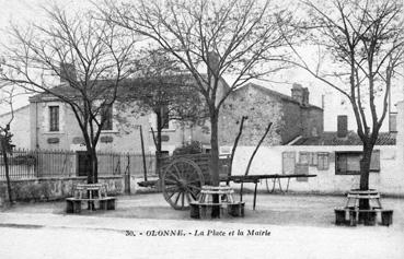 Iconographie - La place et la mairie