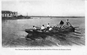 Iconographie - Une gabare chargée de sel dans les marais des Sables-d'Olonne