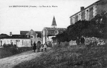 Iconographie - La rue de la Mairie