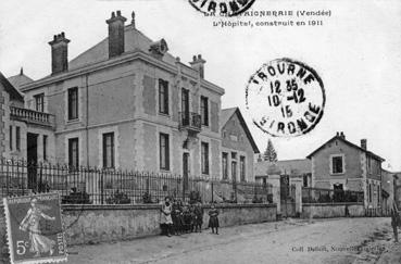 Iconographie - L'hôpital, construit en 1911