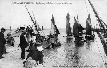 Iconographie - Les bateaux sardiniers s'abordent et s'échouent