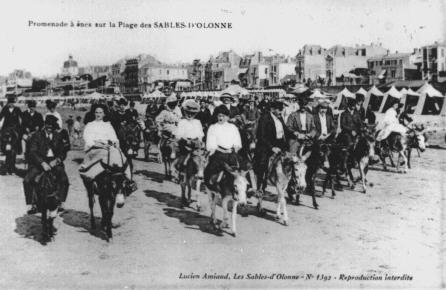 Iconographie - Promenade à ânes sur la plage