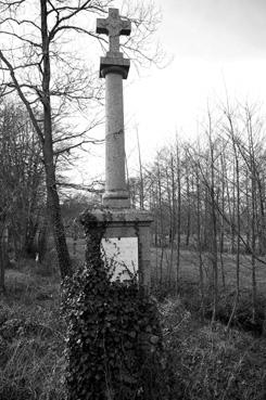 Iconographie - Monument en hommage à Pauline de Lézardière