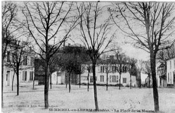 Iconographie - La Place de la Mairie