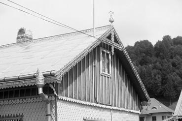 Iconographie - Pignon de maison en bordure de la route 17