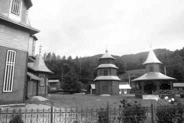 Iconographie - Carlibaba - Tours dans la cour de l'église