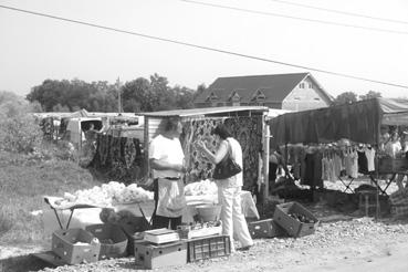 Iconographie - Sugatag - La foire - Maraîchers et vente d'étoffes